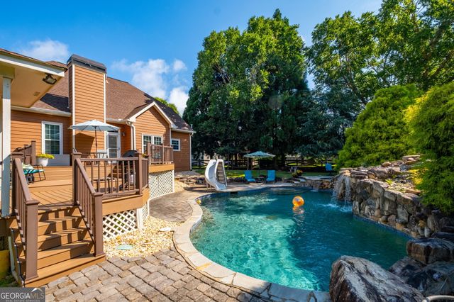 4967 Reed Field Drive NE, Oakwood, GA 30566