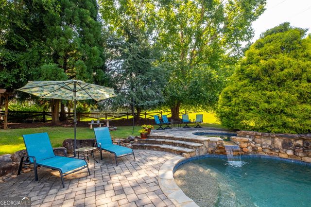 4967 Reed Field Drive NE, Oakwood, GA 30566