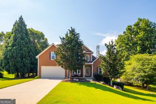 4967 Reed Field Drive NE, Oakwood, GA 30566