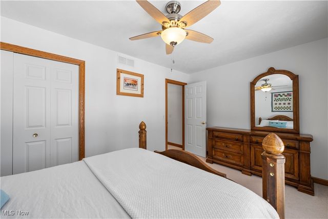 860 Whisperwood Lane, Aurora, OH 44202