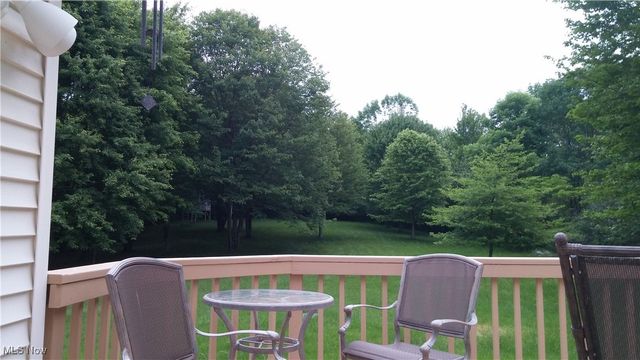 860 Whisperwood Lane, Aurora, OH 44202