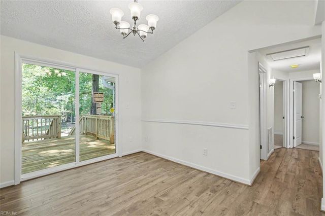 87 Stanley DR, Newport News, VA 23608