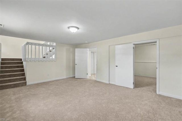 87 Stanley DR, Newport News, VA 23608