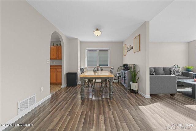 7031 Baxter Terrace Circle, Anchorage, AK 99504