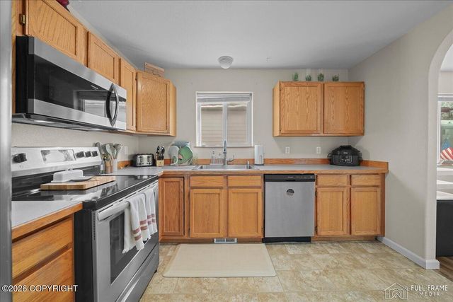 7031 Baxter Terrace Circle, Anchorage, AK 99504