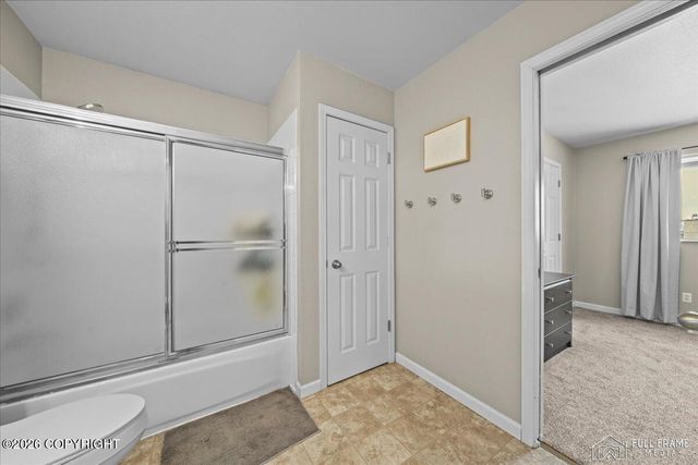 7031 Baxter Terrace Circle, Anchorage, AK 99504