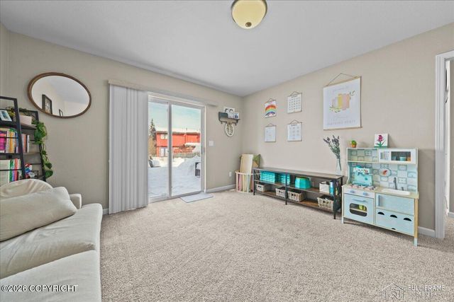 7031 Baxter Terrace Circle, Anchorage, AK 99504