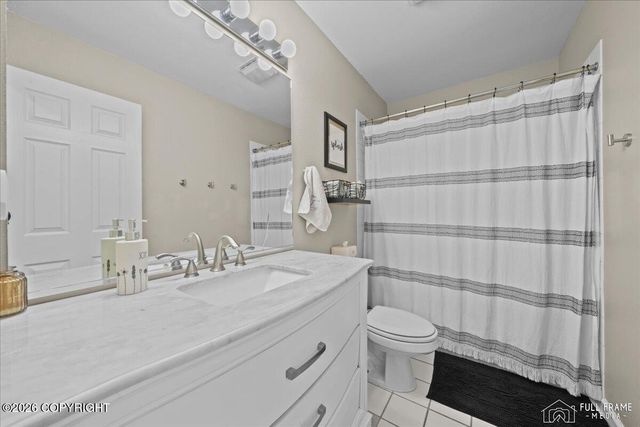 7031 Baxter Terrace Circle, Anchorage, AK 99504