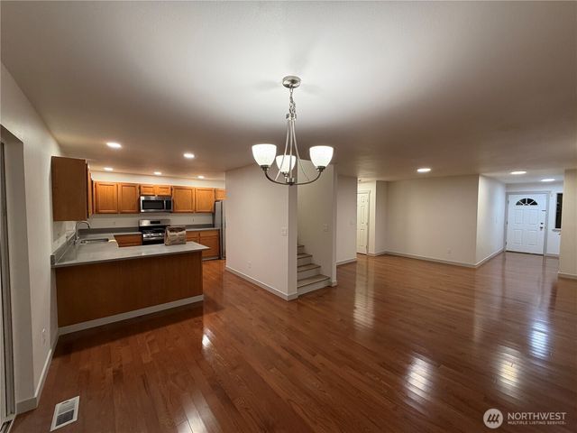 15409 51st Place W, Edmonds, WA 98026