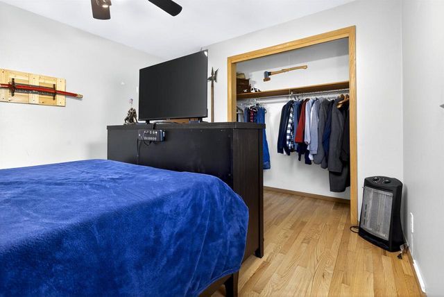 802 E FLORIDA AVENUE, Appleton, WI 54911