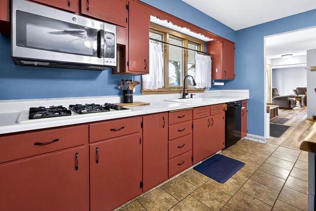 802 E FLORIDA AVENUE, Appleton, WI 54911