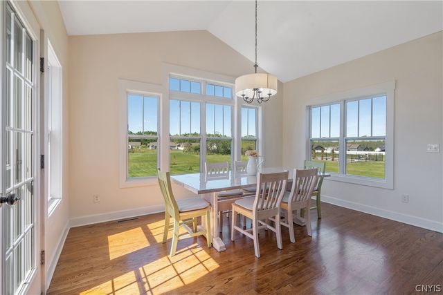 4501 Hollyshire, Clay, NY 13041
