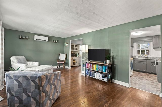 111 Mitchell Ave, Medford, MA 02155