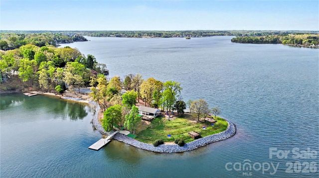 26030 Misty Way Drive, Tega Cay, SC 29708