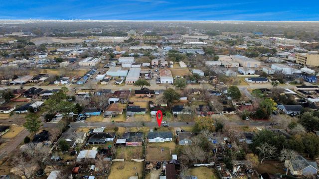 1110 Johnson Street, Pasadena, TX 77506