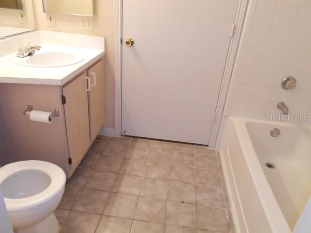 2533 GRASSY POINT DRIVE 103, Lake Mary, FL 32746