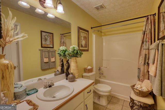 215 Trelawney Drive, Covington, GA 30016
