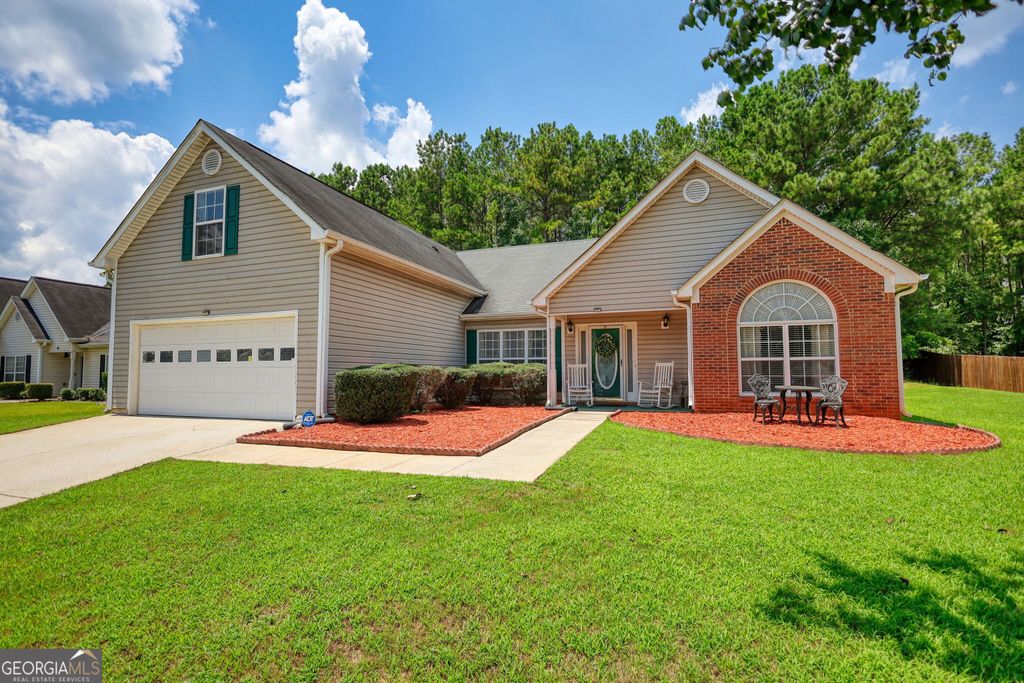 215 Trelawney Drive, Covington, GA 30016