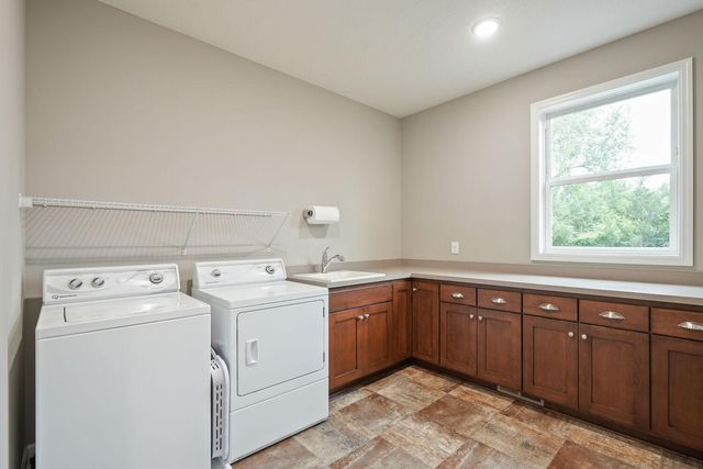 2820 White Pine Way, Stillwater, MN 55082