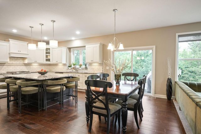 2820 White Pine Way, Stillwater, MN 55082