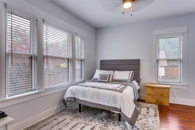 1810 5th Avenue, Fort Worth, TX 76110