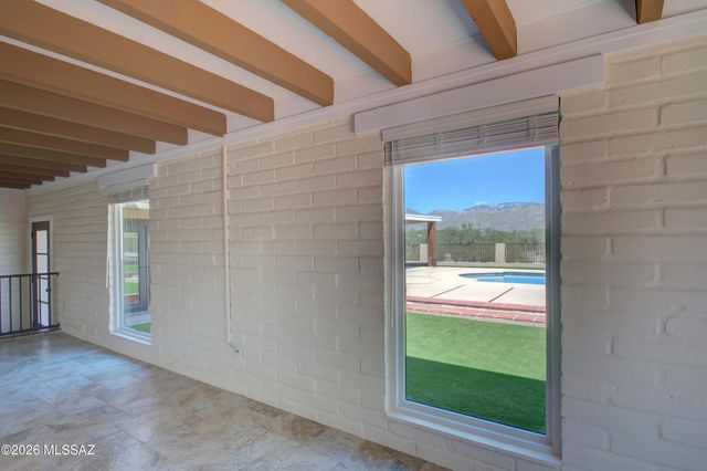 11525 E Tanque Verde Road, Tucson, AZ 85749