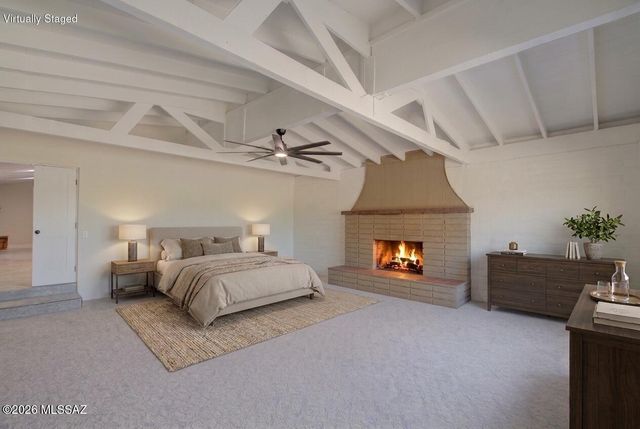 11525 E Tanque Verde Road, Tucson, AZ 85749