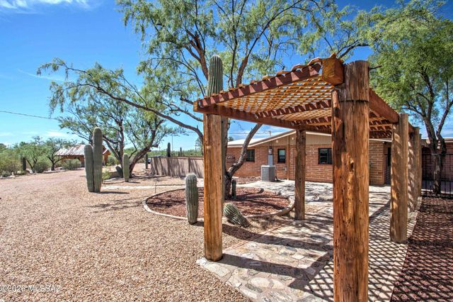 11525 E Tanque Verde Road, Tucson, AZ 85749