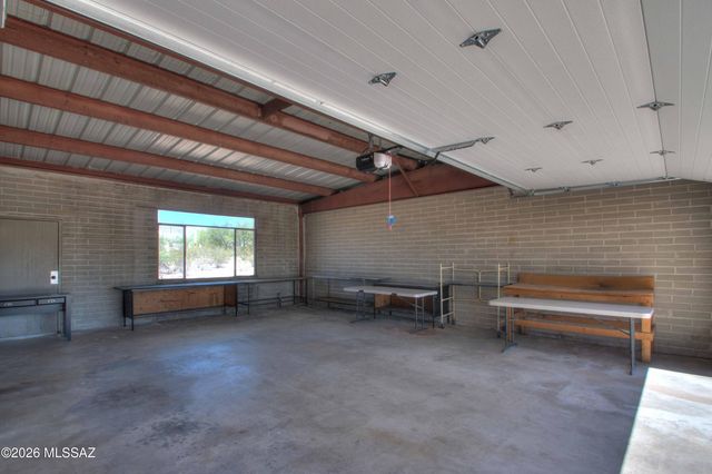 11525 E Tanque Verde Road, Tucson, AZ 85749