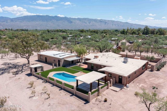 11525 E Tanque Verde Road, Tucson, AZ 85749
