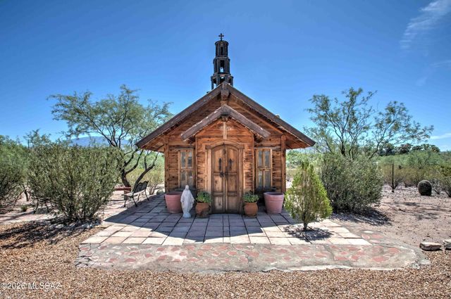 11525 E Tanque Verde Road, Tucson, AZ 85749