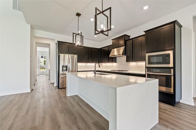 2532 Chiavari WAY, Leander, TX 78641