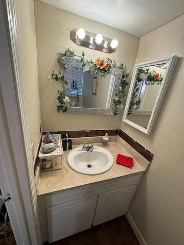 3261 Everdale Drive, San Jose, CA 95148