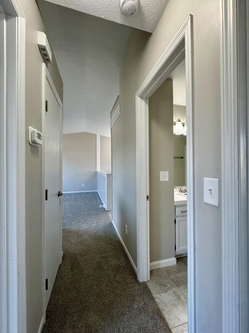 3658 Mitten Drive, Elsmere, KY 41018