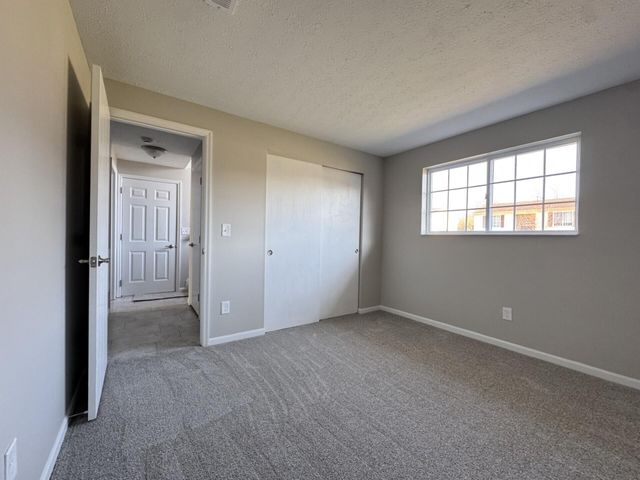 3658 Mitten Drive, Elsmere, KY 41018