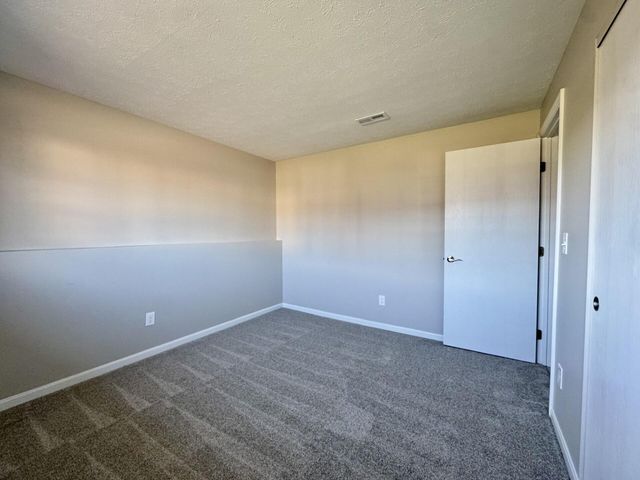 3658 Mitten Drive, Elsmere, KY 41018