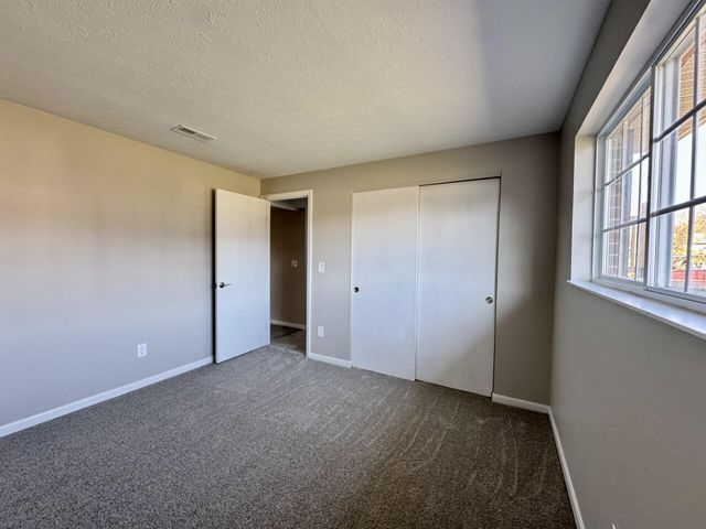 3658 Mitten Drive, Elsmere, KY 41018