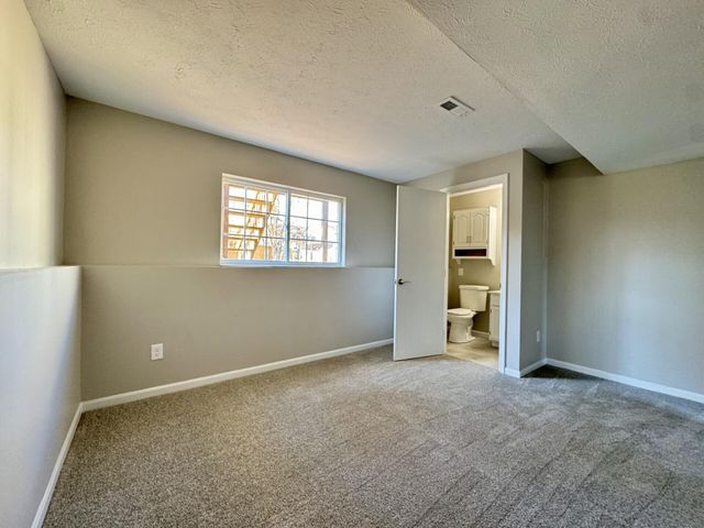 3658 Mitten Drive, Elsmere, KY 41018