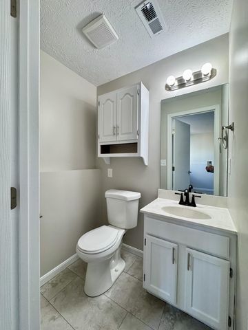 3658 Mitten Drive, Elsmere, KY 41018