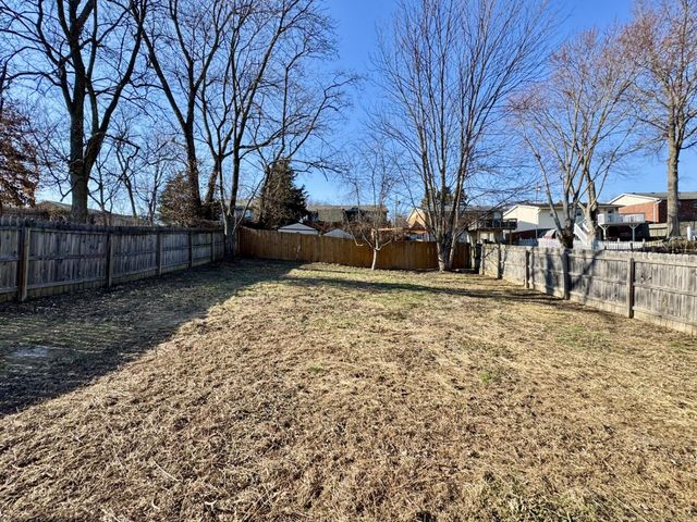 3658 Mitten Drive, Elsmere, KY 41018