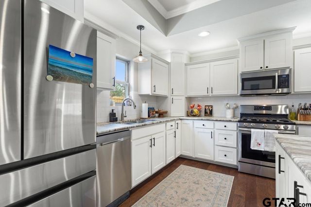 237 Hideaway Ln, Hideaway, TX 75771