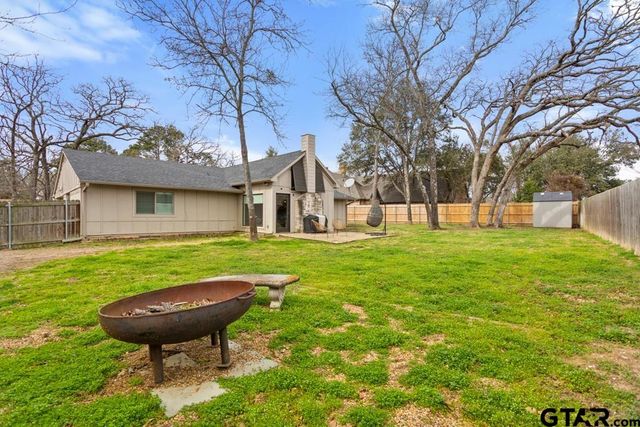 237 Hideaway Ln, Hideaway, TX 75771
