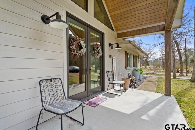 237 Hideaway Ln, Hideaway, TX 75771