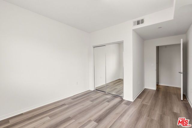 1408 W WASHINGTON Boulevard 206, Los Angeles, CA 90007
