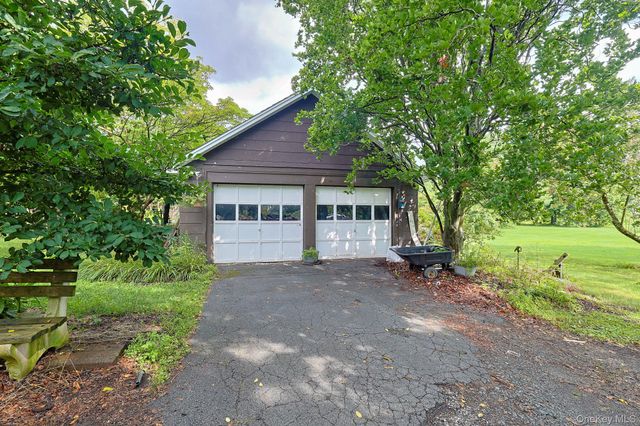 1 County Route 49, Slate Hill, NY 10973