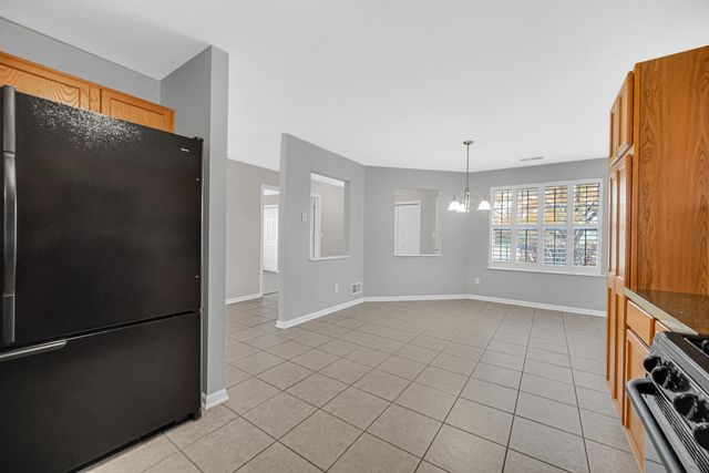 9170 Carolina Court, Merrillville, IN 46410