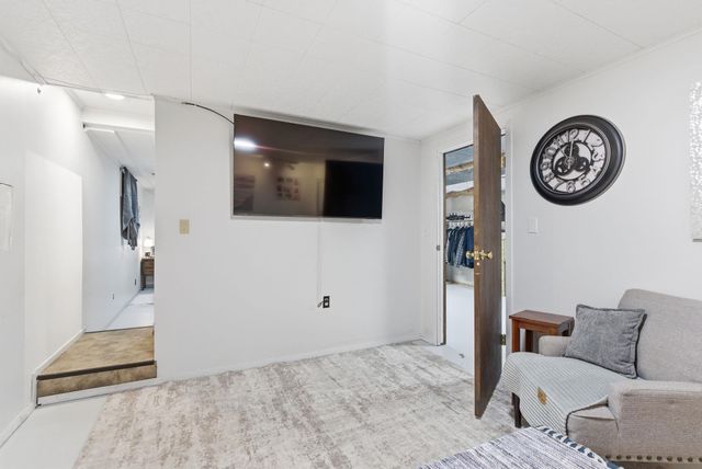 26821 E Eastland Ave, Newman Lake, WA 99025