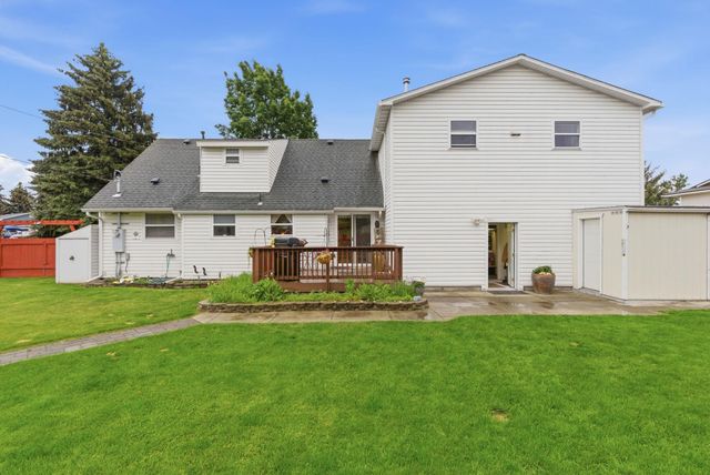 26821 E Eastland Ave, Newman Lake, WA 99025