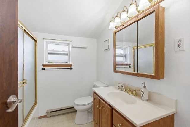 26821 E Eastland Ave, Newman Lake, WA 99025