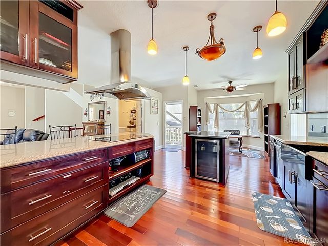 980 N Gardenview Terrace, Crystal River, FL 34429